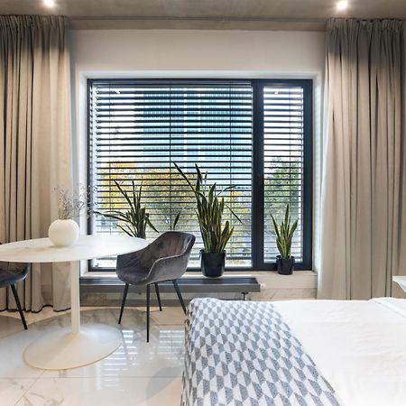 Centro Design Apartments - Półwiejska Poznań Buitenkant foto
