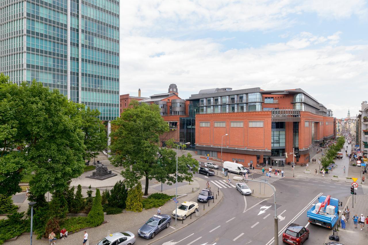 Centro Design Apartments - Półwiejska Poznań Buitenkant foto