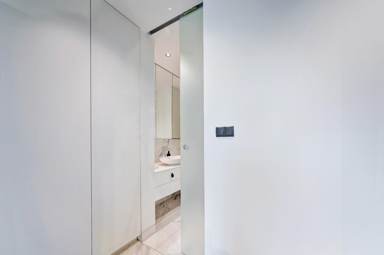 Centro Design Apartments - Półwiejska Poznań Buitenkant foto