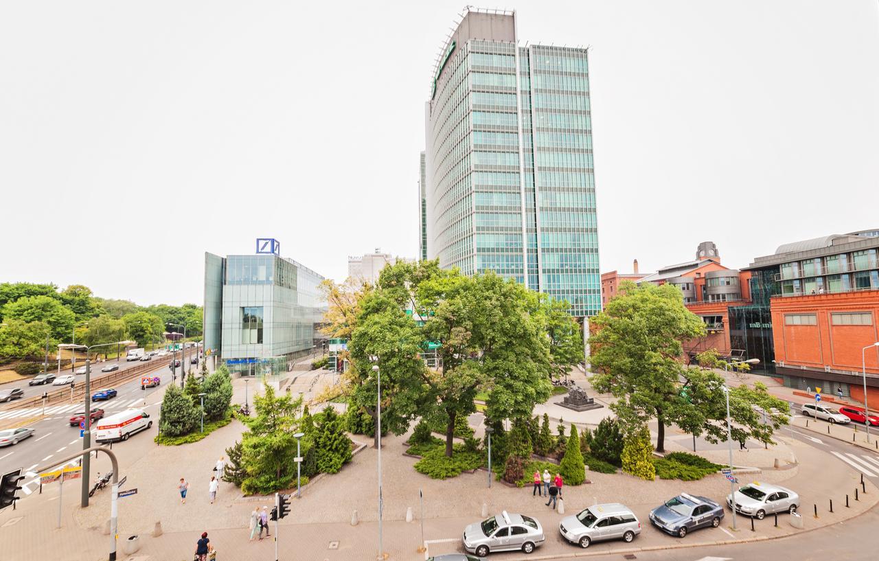 Centro Design Apartments - Półwiejska Poznań Buitenkant foto