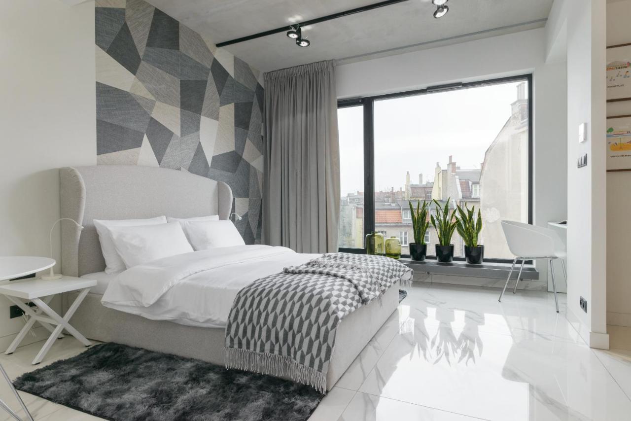 Centro Design Apartments - Półwiejska Poznań Buitenkant foto